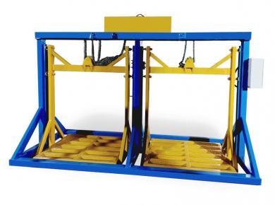 Cement brick automatic soaking machine
